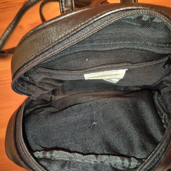 Veneto small black backpack (early 2000) - Picture 4 of 12